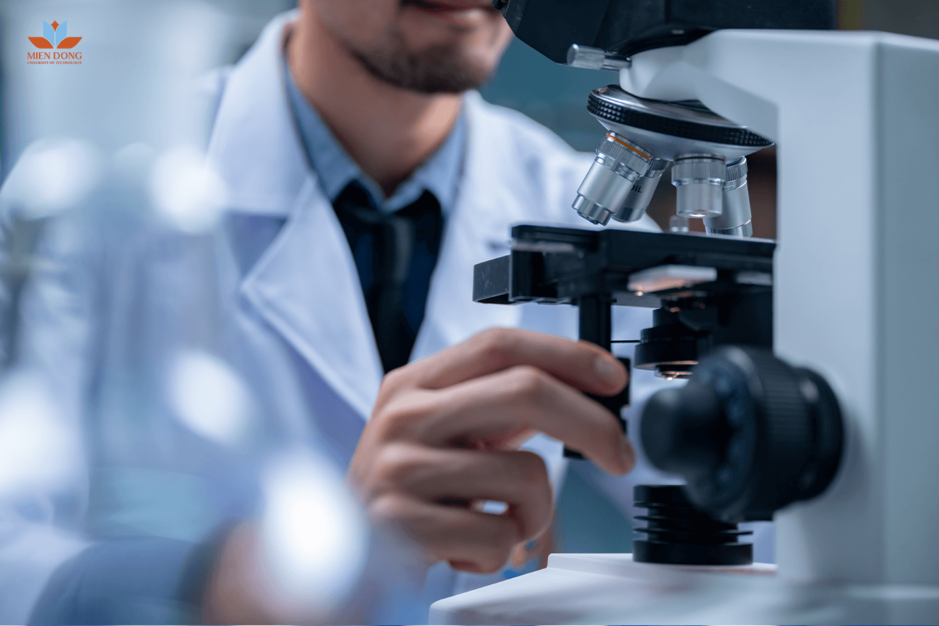 Triển-vọng-nghề-nghiệp-và-cơ-hội-việc-làm-của-chuyên-ngành-sản-xuất-và-phát-triển-thuốc