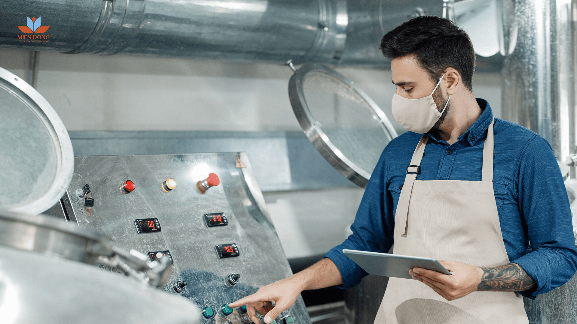 banner-quan-ly-cong-nghiep