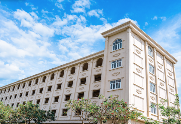 truong dai hoc cong nghe mien dong mit university 